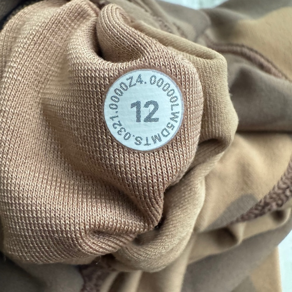 Lululemon Align High-Rise Pant 25" in Heritage 365 Camo Beige Multi - Picture 2 of 6